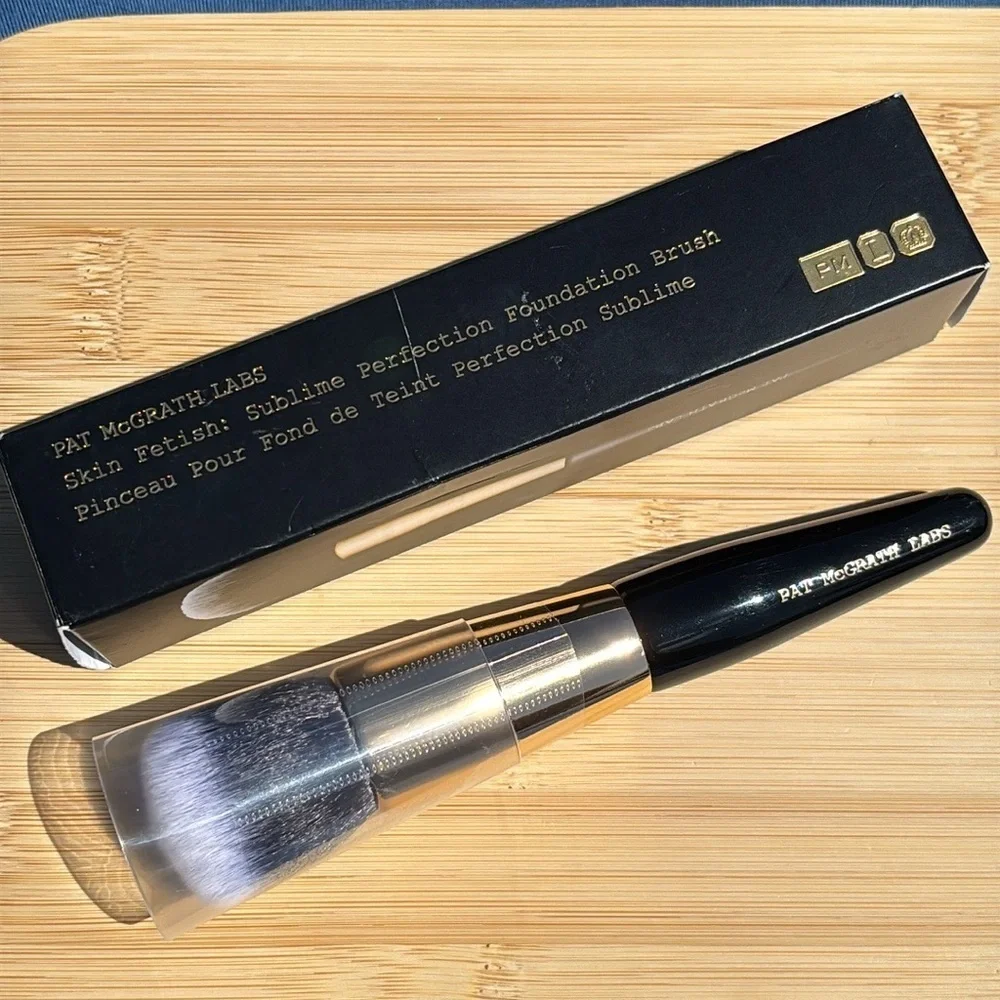 Brand New Pat McGrath Labs Skin Fetish Sublime Perfection Foundation Brush Vegan